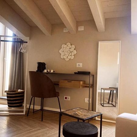 Gatto Bianco Rooms 42 Бергамо Екстериор снимка