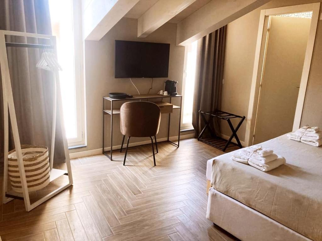 Gatto Bianco Rooms 42 Бергамо Екстериор снимка