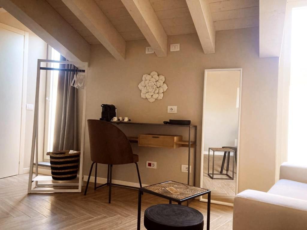Gatto Bianco Rooms 42 Бергамо Екстериор снимка